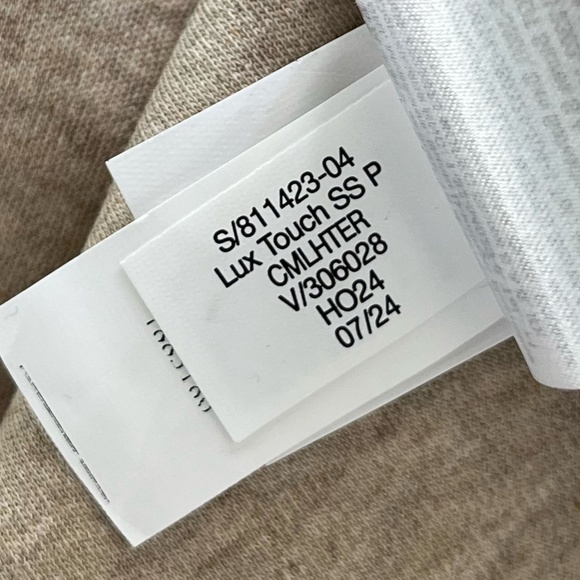 NWT BANANA REPUBLIC | Modern Classic Luxury-Touch Polo in Heather Camel | Size S - Picture 11 of 11